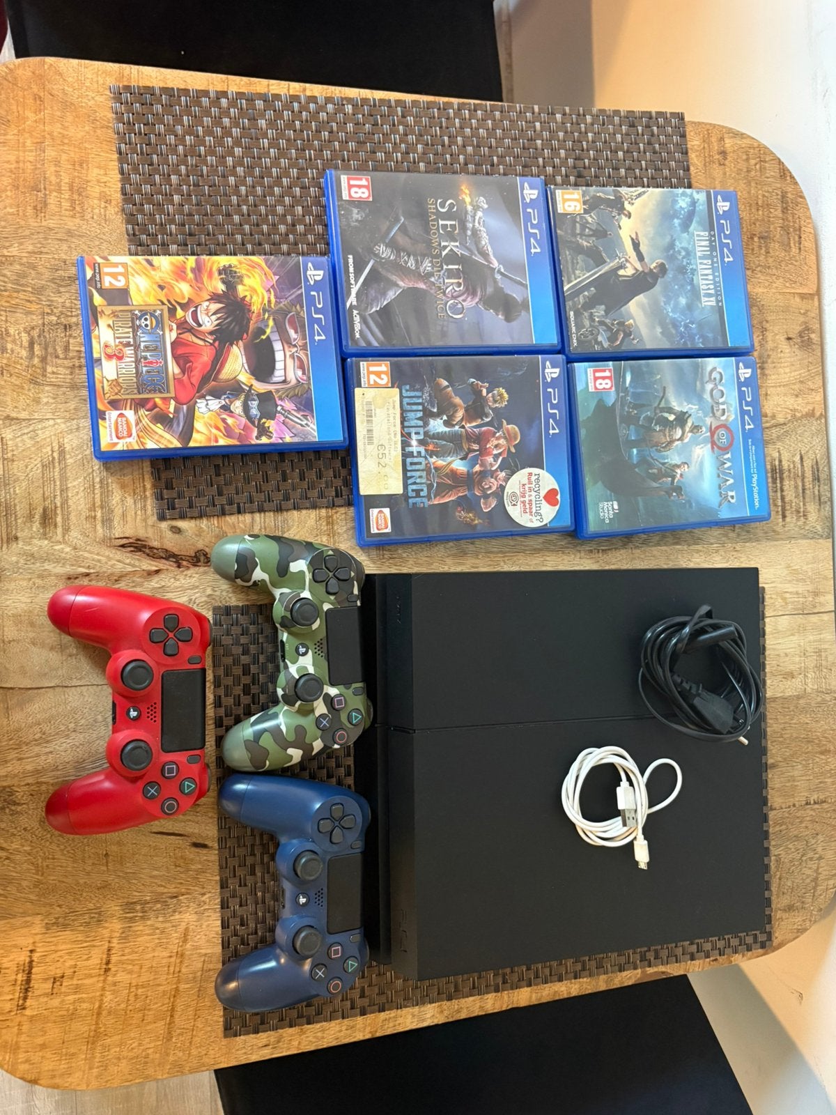 Ps4, Spelcomputers en Games, Spelcomputers | Sony PlayStation 4, Ophalen, Met games, Zo goed als nieuw, Met 3 controllers of meer