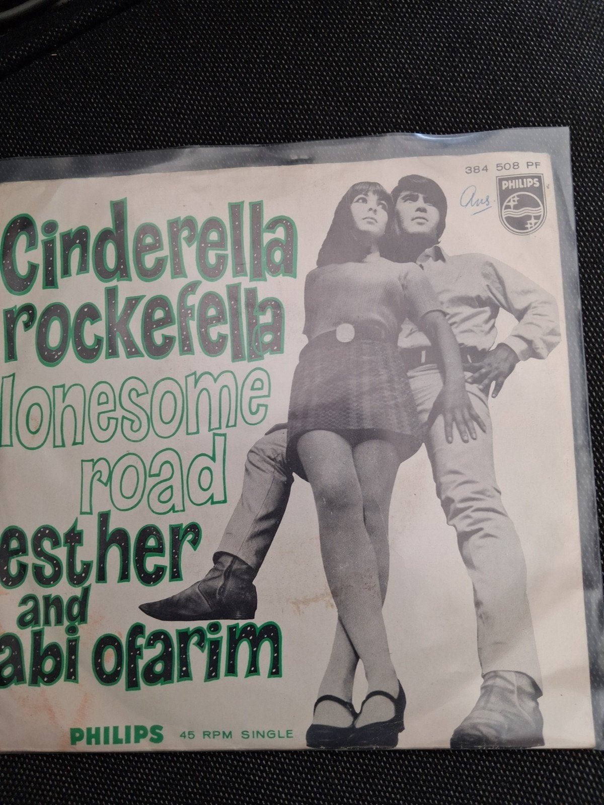 Esther & Abi Ofarim - Cinderella Rockefella Single Vinyl, Ophalen of Verzenden, Gebruikt, Pop