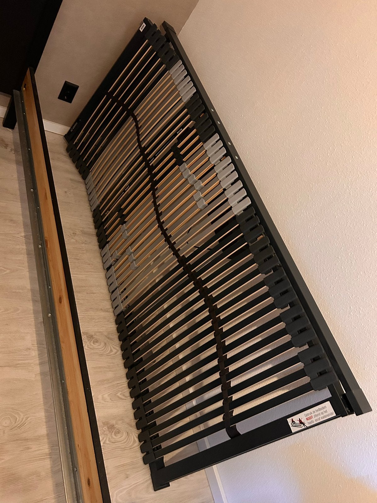Elektrisch verstelbare lattenbodem 90x200 - z.g.a.n., Ophalen, Verstelbaar, 90 cm, Eenpersoons