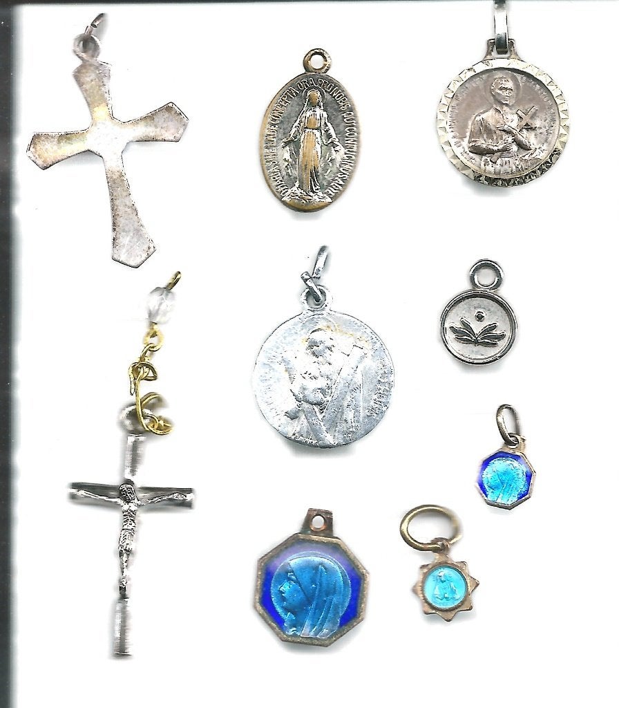 Religieuze (katholieke) medailles, hangers en kruisjes, Ophalen of Verzenden