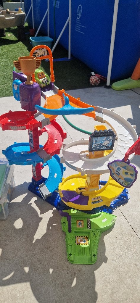 Vtech Toet Toet Auto's Tornado Stuntpark, Ophalen, 2 tot 4 jaar
