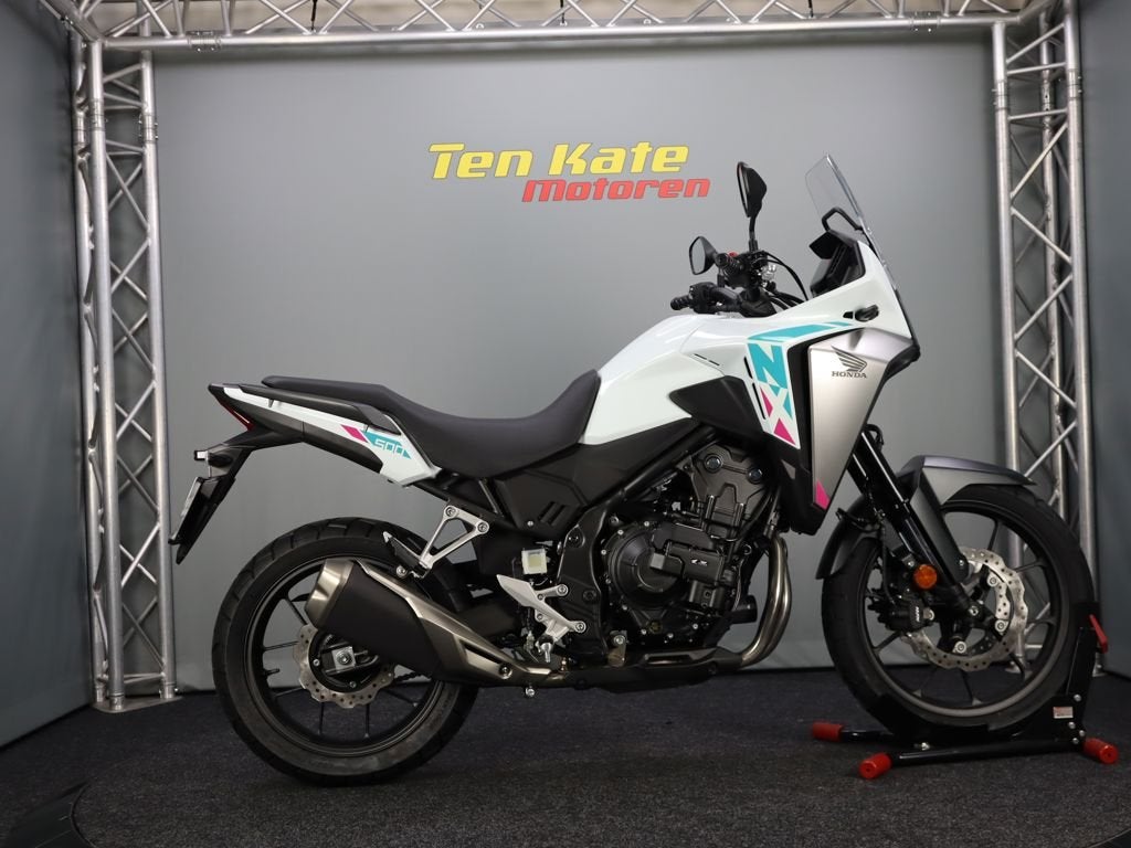 Honda NX 500 E-Clutch, Motoren, Motoren | Honda, Bedrijf, Toermotor, 12 t/m 35 kW, ABS, Traction Control