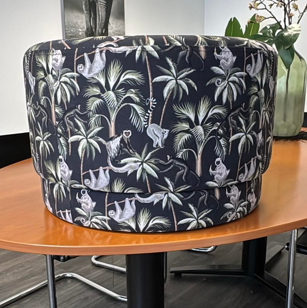 Poef/Hocker/Ottoman jungleprint, Ophalen, Zo goed als nieuw, Rond, Minder dan 50 cm