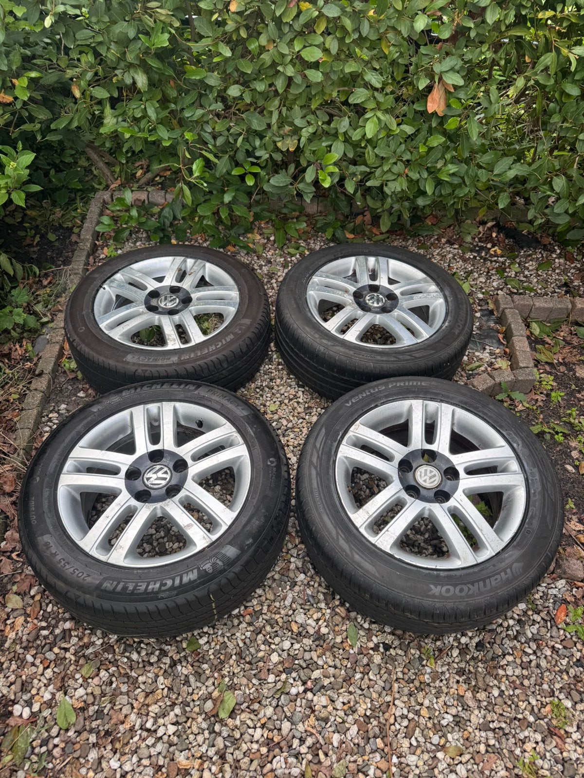 Golf 5-6 velgen met nieuwe banden, Auto diversen, Wieldoppen, Ophalen of Verzenden