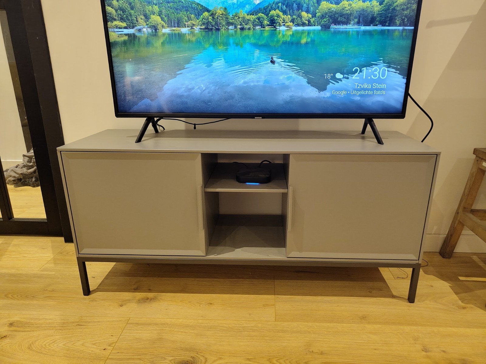 Ikea TULLSTORP tv meubel, 100 tot 150 cm, Zo goed als nieuw, Minder dan 100 cm, Modern, minimalistisch