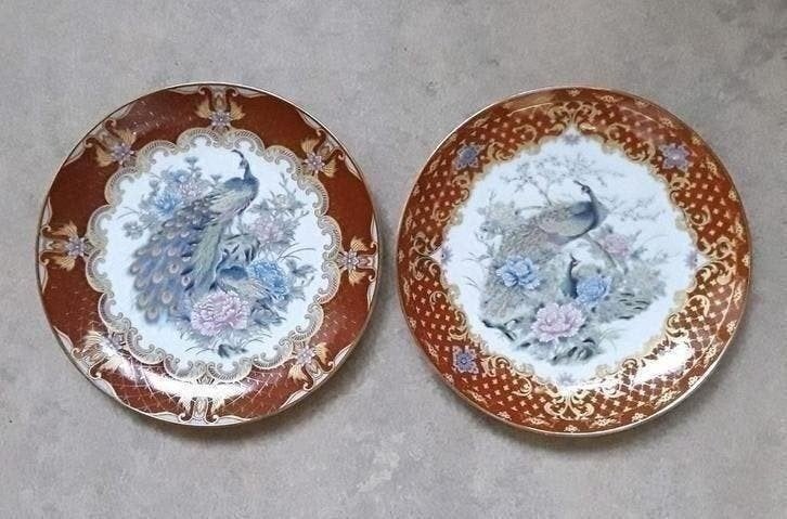 2 Verschillende borden met pauw pauwen motief Japan - VAGA, Ophalen of Verzenden
