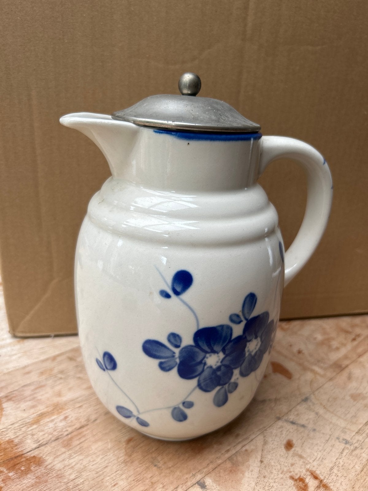 Vintage keramische kan met deksel en bloemmotief, Ophalen of Verzenden