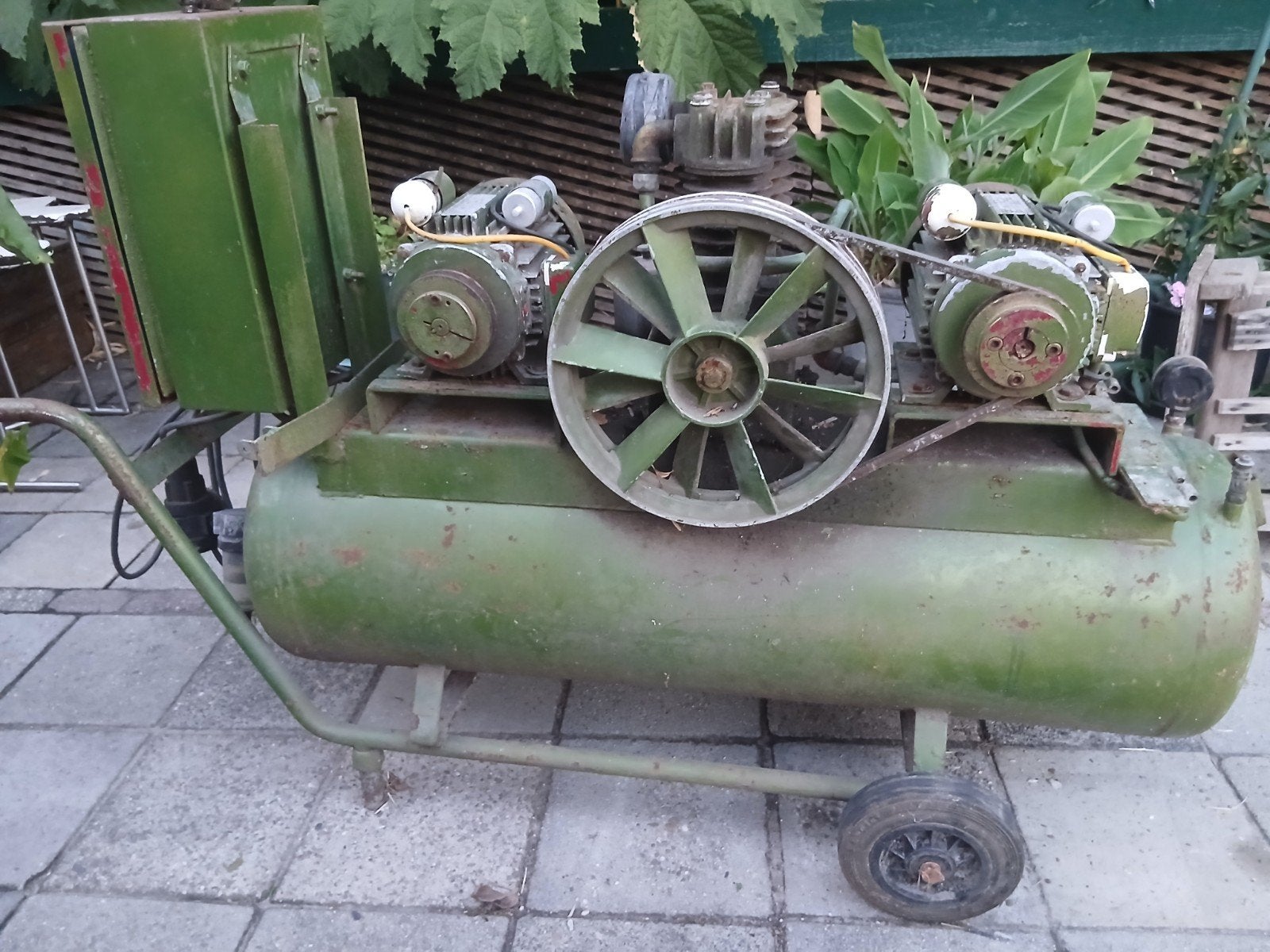Creusen compressor met 100L tank Opknapper, 100 liter of meer, Ophalen, Gebruikt