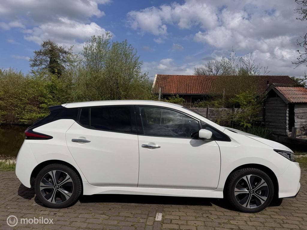 Nissan LEAF e+ N-Connecta 62 kWh | Eerste eigenaar | Dealer, Verwarming stoelen achter, Gebruikt, Met garantie (alle), Wit
