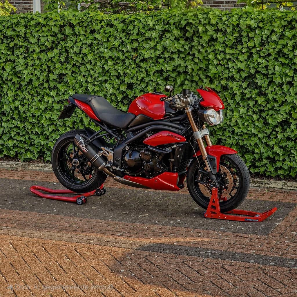 Triumph Speed Triple 1050, Ophalen