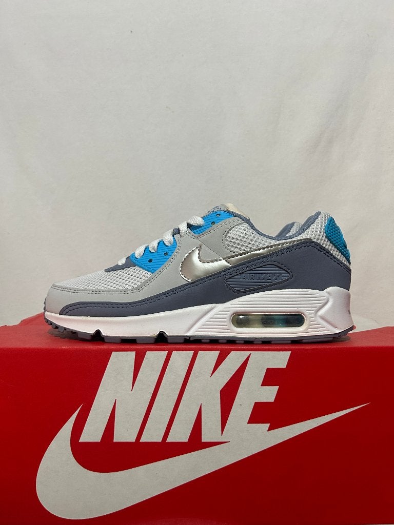 NIEUW! Maat 40,5 - Nike Air Max 90 SE Platinum Ashen Slate, Overige kleuren, Verzenden, Nike, Nieuw