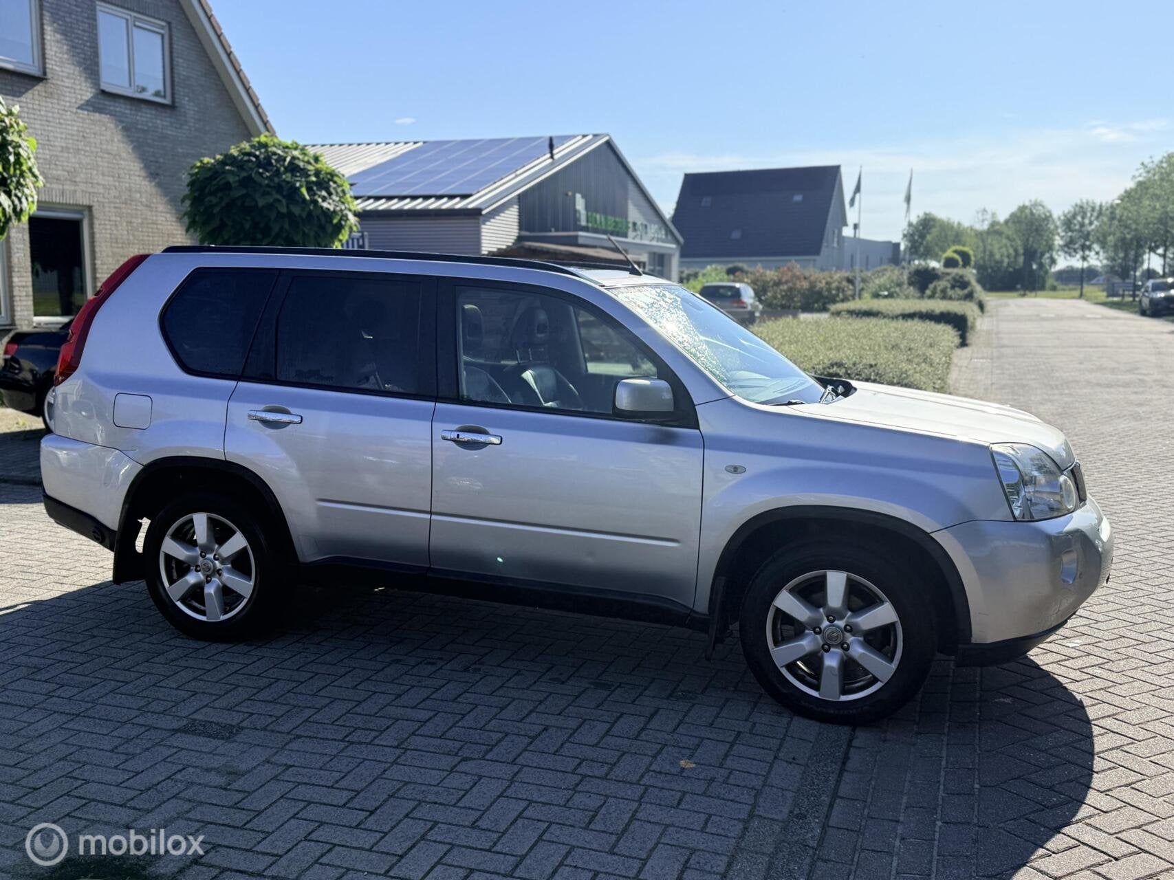 Nissan X-Trail 2.5 LE 4WD, Auto's, Nissan, Automaat, 1350 kg, Gebruikt, 4 cilinders