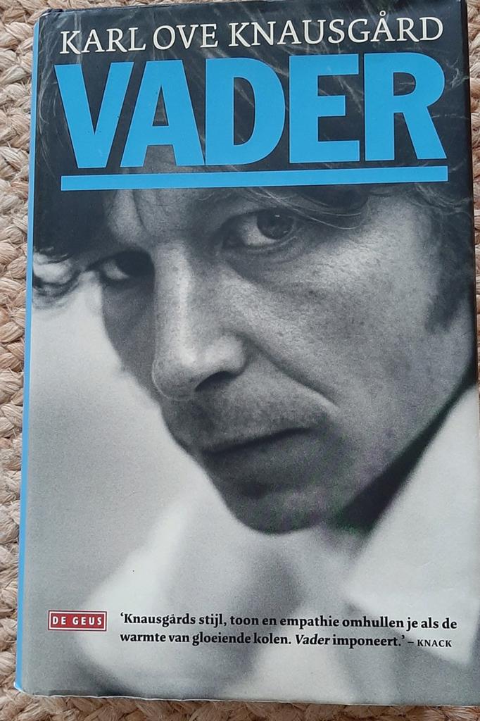 Karl Ove Knausgård - Vader, Ophalen of Verzenden, Zo goed als nieuw, Karl Ove Knausgård