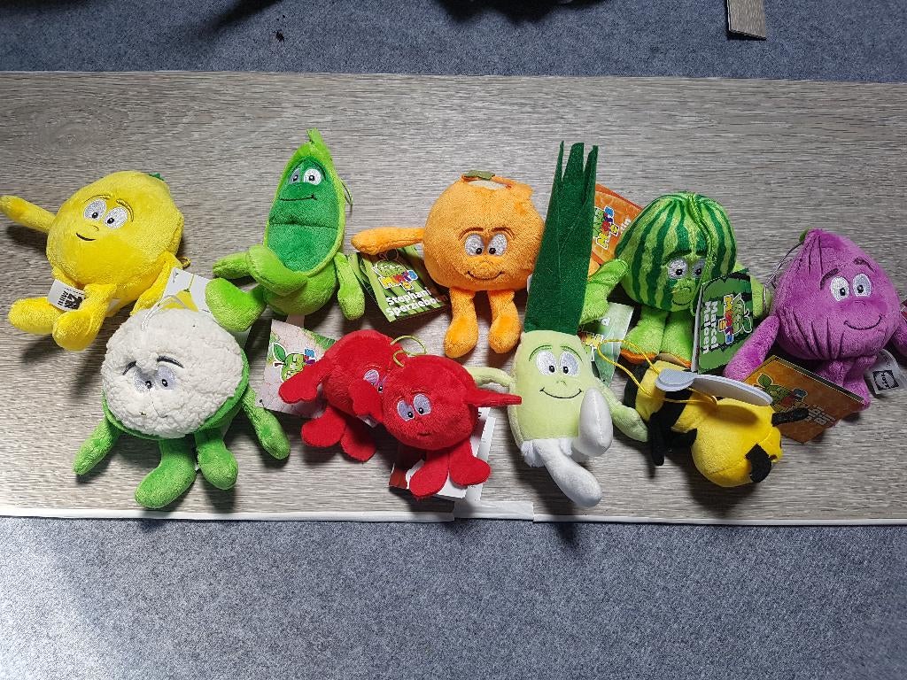 9 nieuwe vitamini's, Kinderen en Baby's, Speelgoed | Knuffels en Pluche, Nieuw, Overige typen, Ophalen of Verzenden