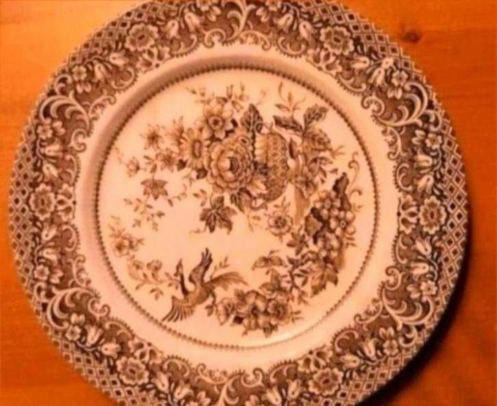 Vintage Staffordshire Ironstone bord - Handgegraveerd, Ophalen of Verzenden