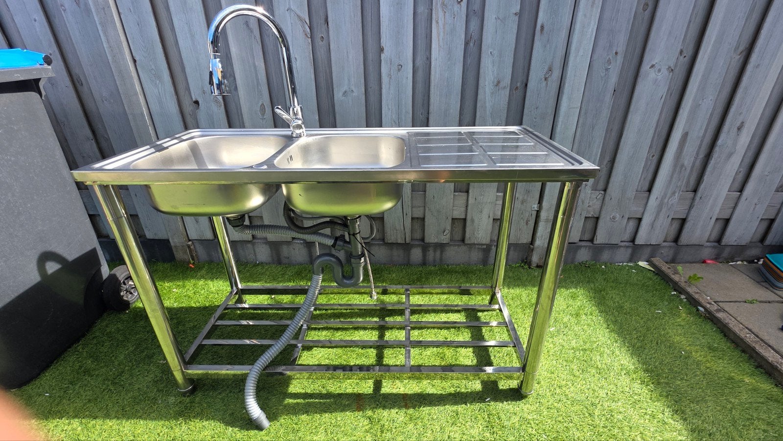 RVS Spoelbak (camping) (mobiel) met Kraan en Onderstel, Ophalen, Overige typen, Zilver, Zo goed als nieuw