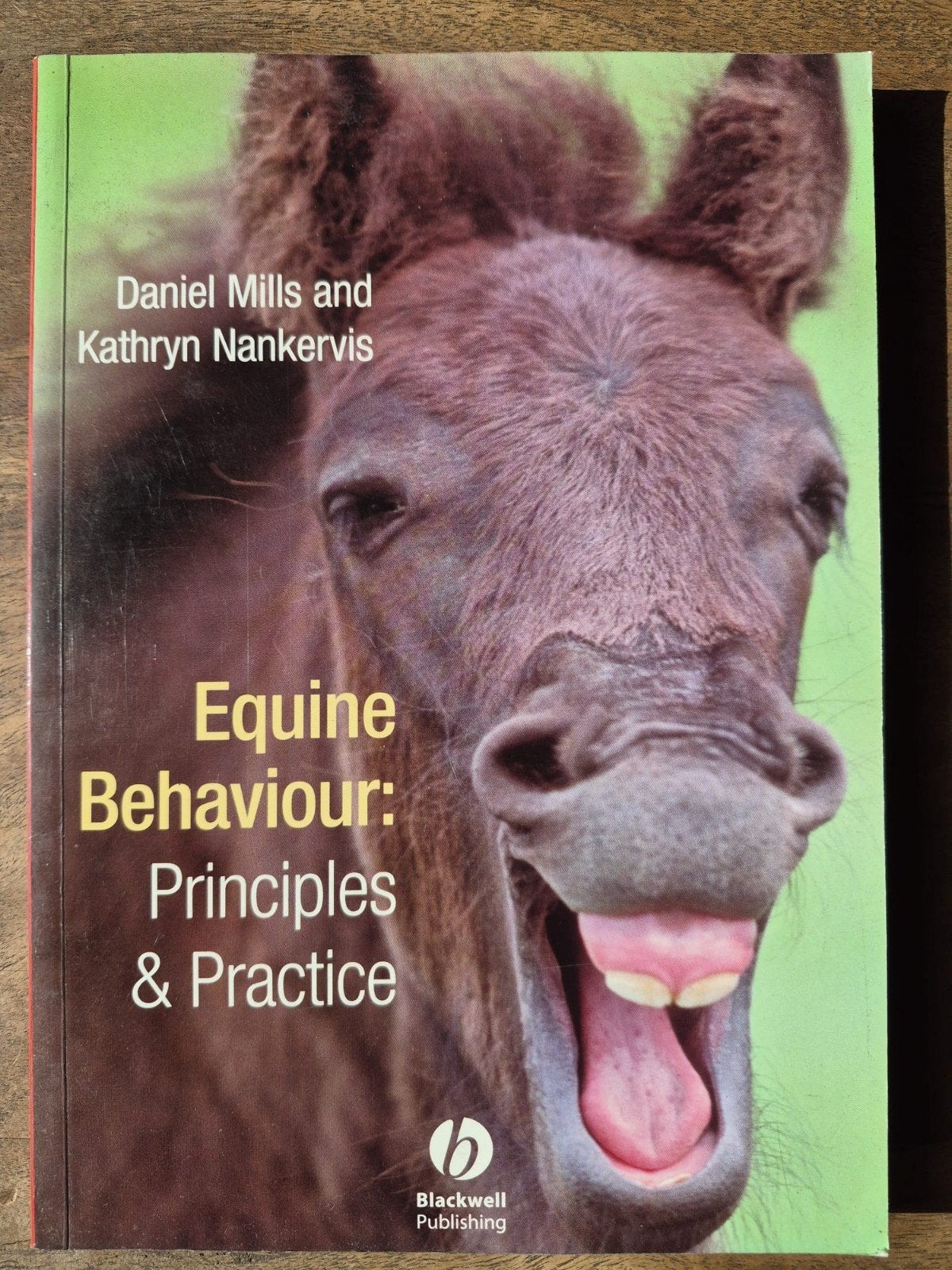 Equine Behaviour: Principles & Practice - Paardengedrag, Ophalen, Zo goed als nieuw, Honden