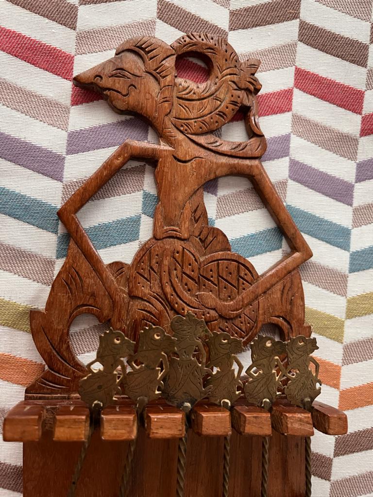 Antiek Wayang Golek Lepelrek met 6 Messing Lepeltjes, Ophalen of Verzenden