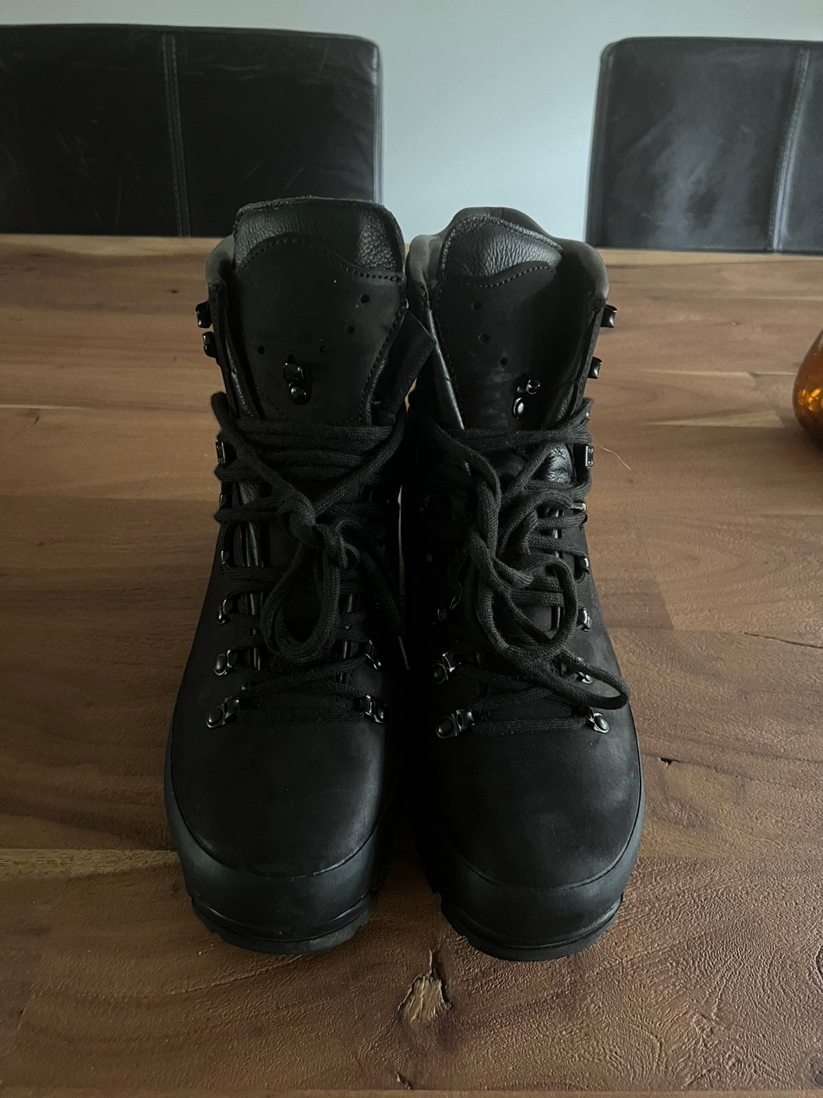Meindl 42,5 Breed Nieuw, Sport en Fitness, Bergsport en Wandelen, Ophalen of Verzenden, Zo goed als nieuw, Schoenen