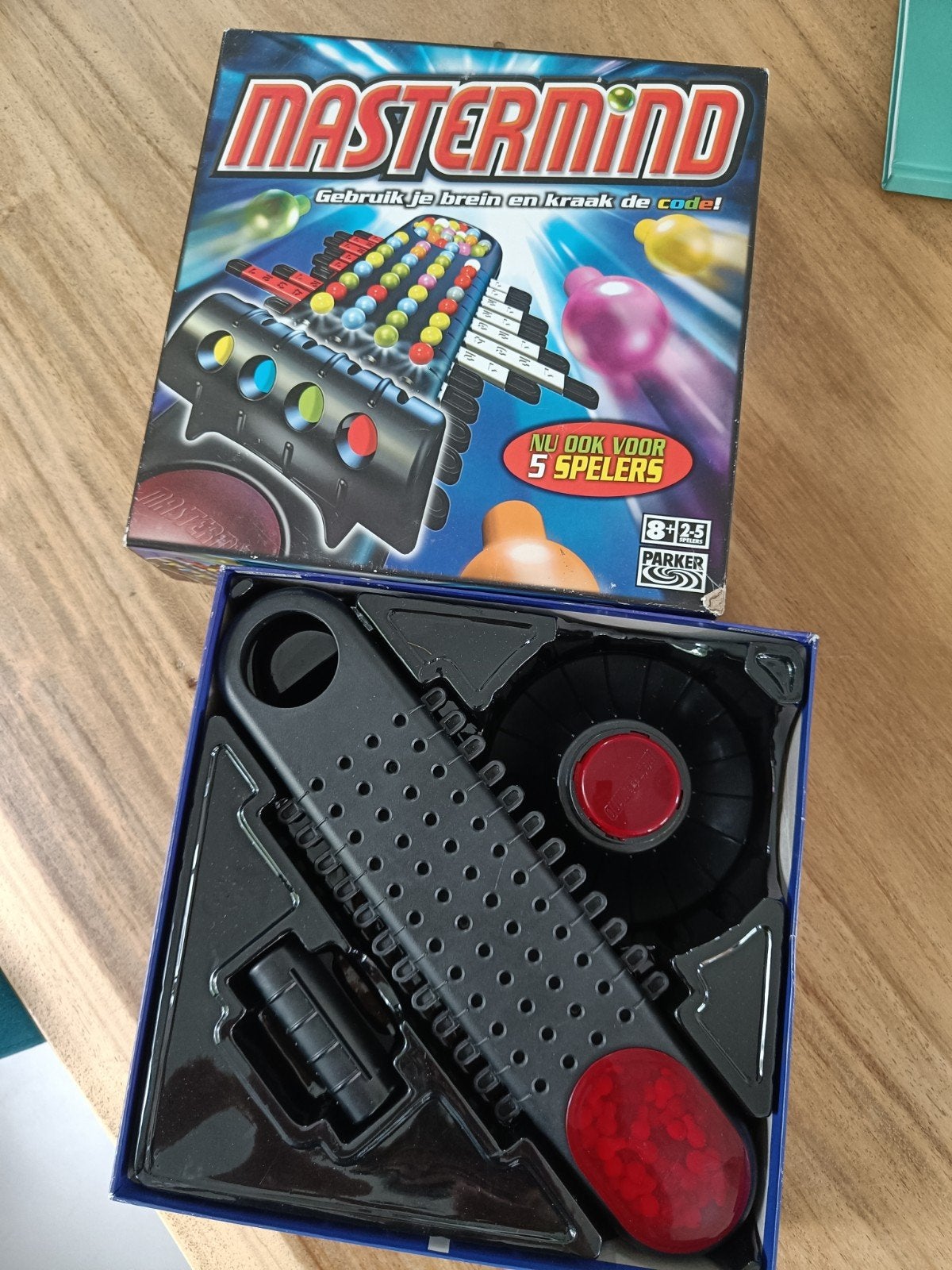Mastermind: Kraak de code - Denkspel voor het hele gezin!, Drie of vier spelers, Ophalen of Verzenden, Gebruikt, Parker