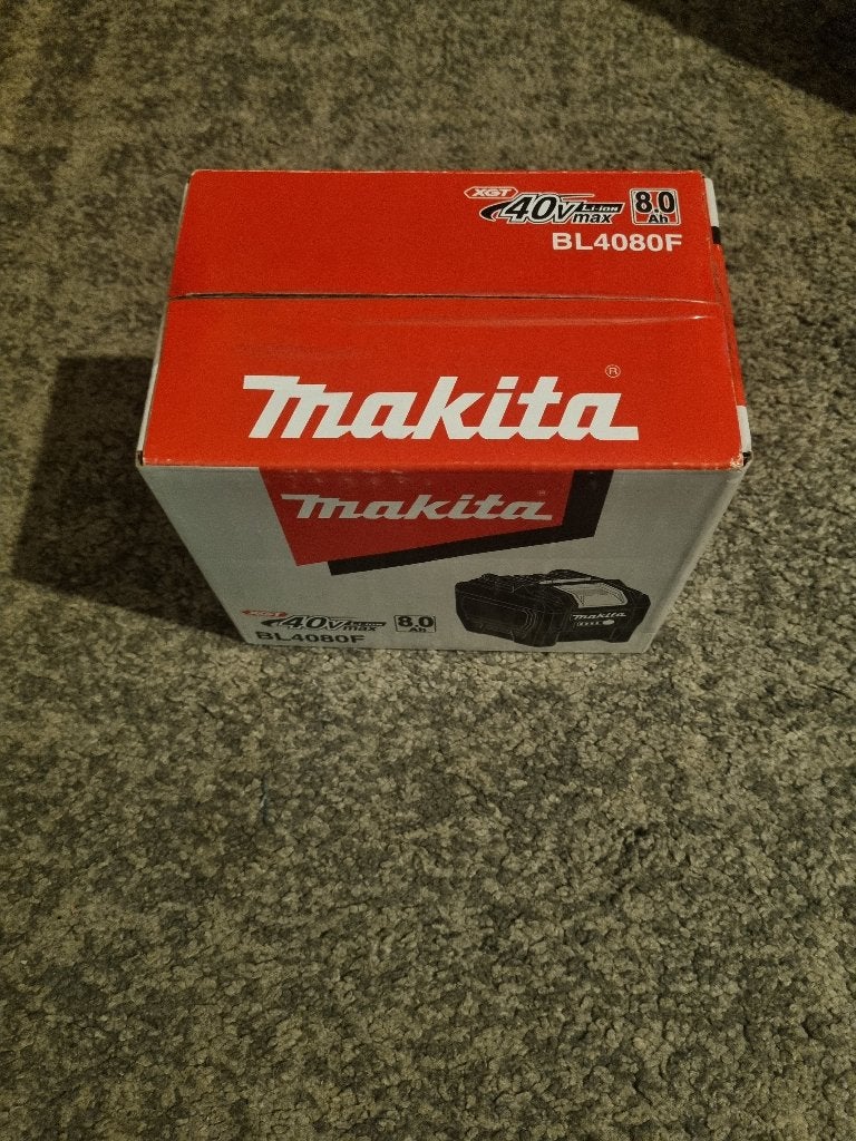 Makita XGT 40V max 8.0 Ah Accu BL4080F, Doe-het-zelf en Verbouw, Gereedschap | Machine-onderdelen en Toebehoren, Ophalen, Nieuw