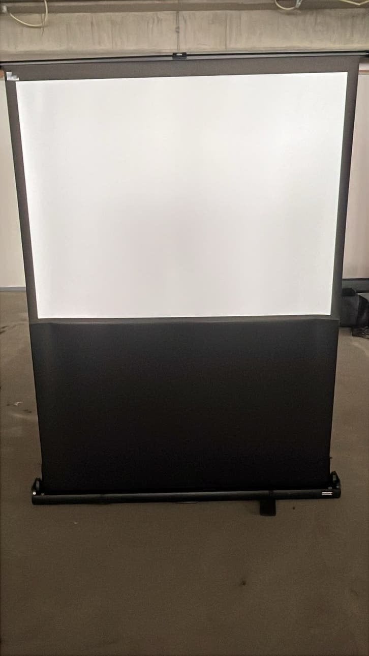 Stand-alone Projectorscherm - Wit Vlak 120x90cm, Ophalen, Handmatig, Zo goed als nieuw