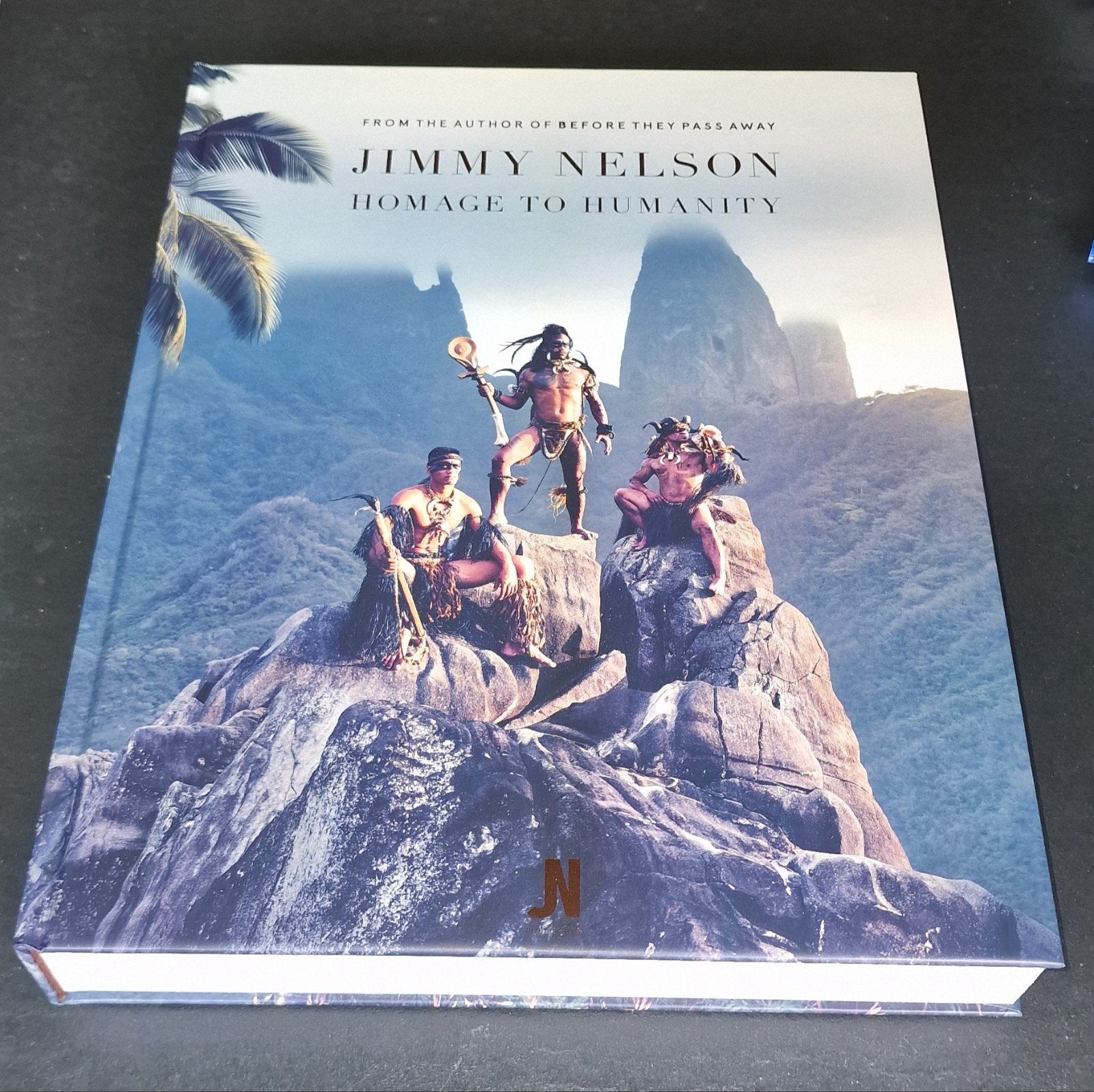 Jimmy Nelson - Homage to Humanity (Boek), Boeken, Ophalen, Zo goed als nieuw, Fotografie algemeen, Jimmy Nelson