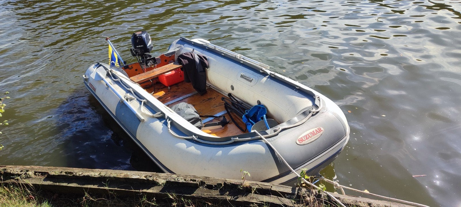 Suzumar rubberboot  Suzuki 6pk buitenboordmotor en trailer, Watersport en Boten, Rubberboten, Ophalen, Gebruikt, Suzumar, 6 pk