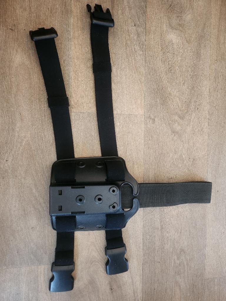 Safariland Beenplatform Leg Platform Holster DSI Politie AT, Ophalen of Verzenden, Landmacht, Nederland, Embleem of Badge