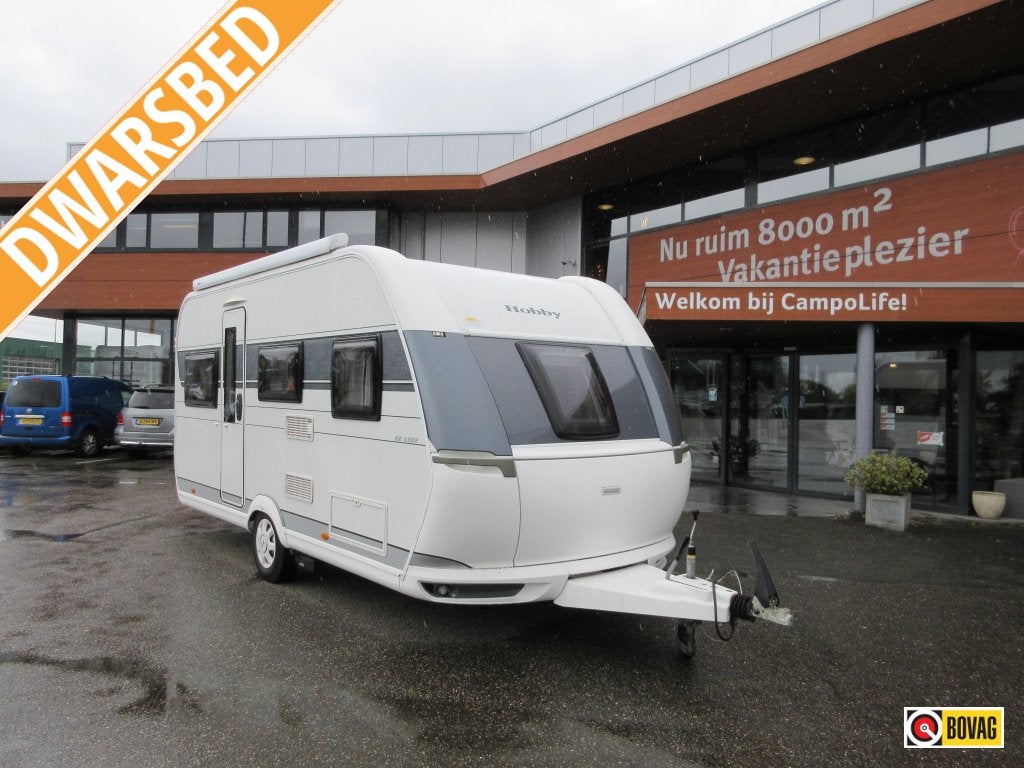 Hobby De Luxe 455 UF ZEER NETJES EN MET MOVER, Rondzit, Hobby, Tot en met 4, Dwarsbed