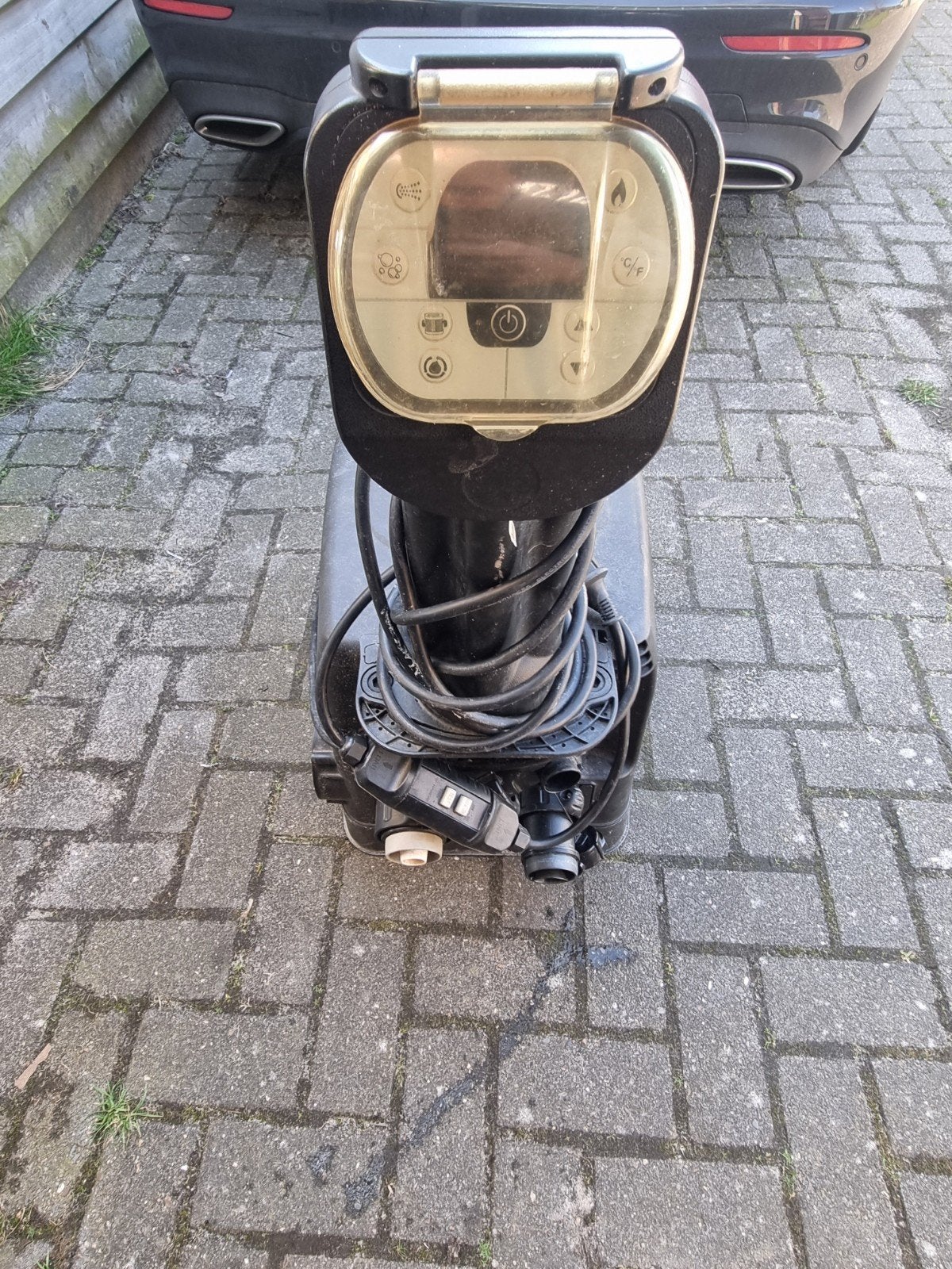 Nog een jacuzzi pomp doet alles behalve verwarmen. Dus defec, Tuin en Terras, Ophalen, Gebruikt, Minder dan 80 cm, Rond