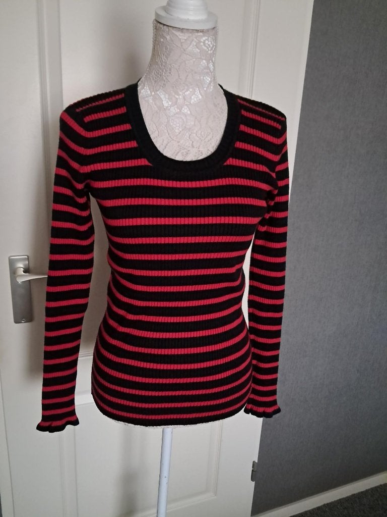 Trui Jane Lushka  Maat : M Kleur : Zwart  Rood, Maat 38/40 (M), Overige kleuren, Ophalen of Verzenden, Zo goed als nieuw