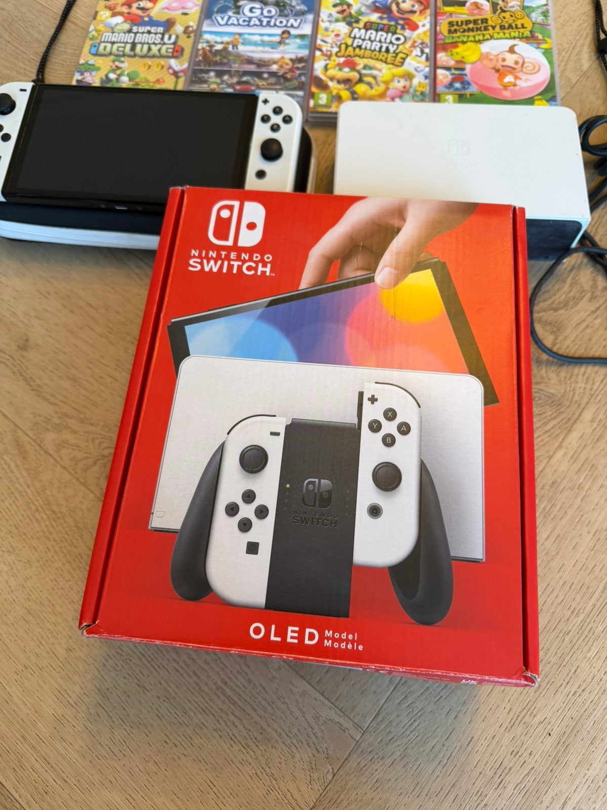 Nintendo switch Oled, Ophalen of Verzenden, Zo goed als nieuw