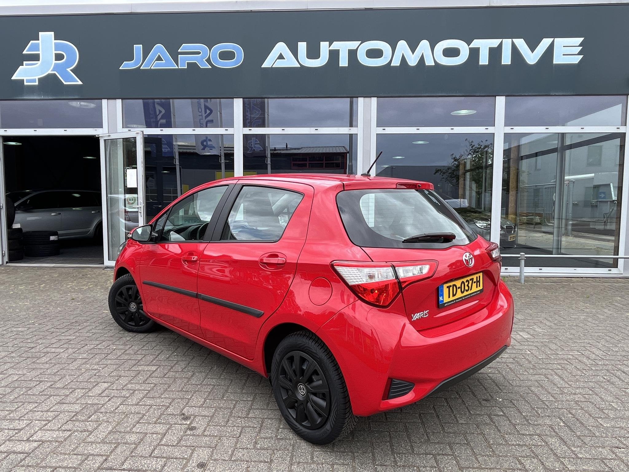 Toyota Yaris 1.0 VVT-i Energy | Navigatie | Camera | Lane as, Auto's, Toyota, Stof, Euro 6, Origineel Nederlands, Bedrijf