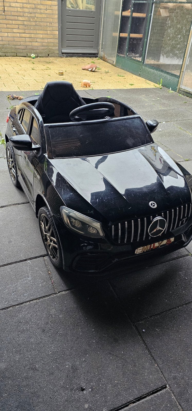 electrische auto met afstand bediening en rubere banden, Ophalen