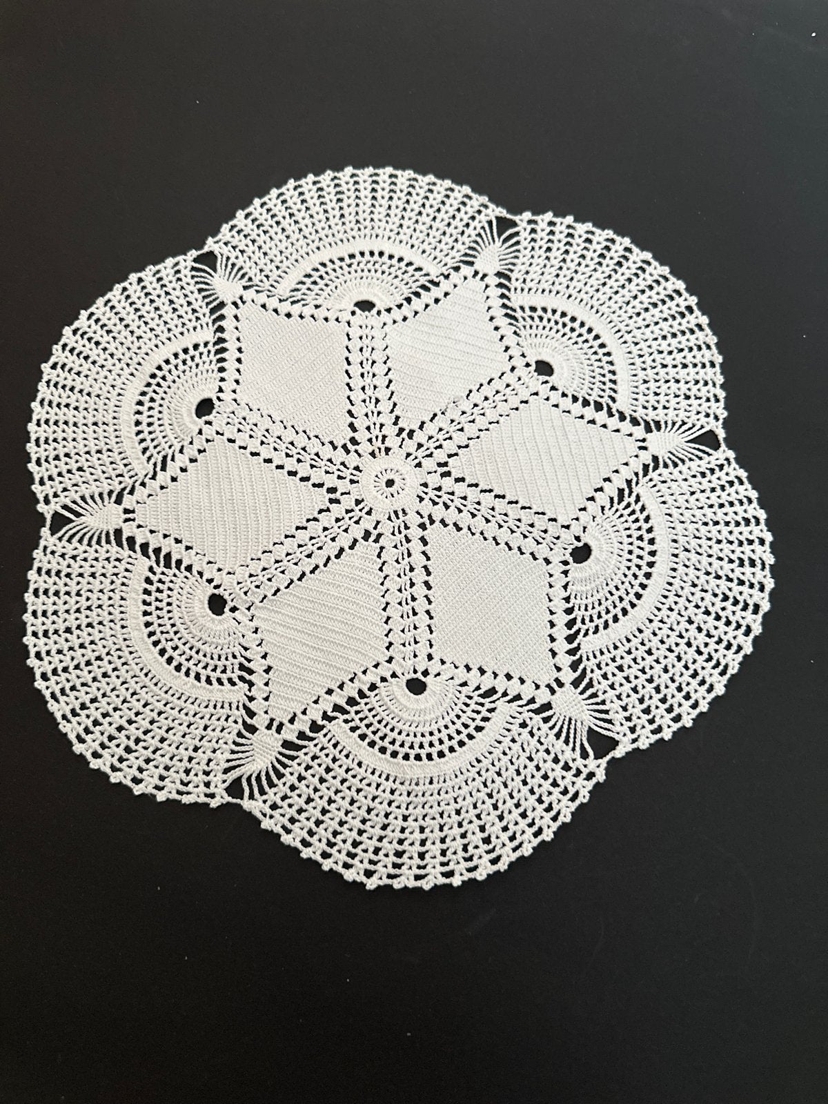 Prachtig gehaakt kleedje, wit, 27 cm, Nieuw, Ophalen of Verzenden, Klassiek, Wit