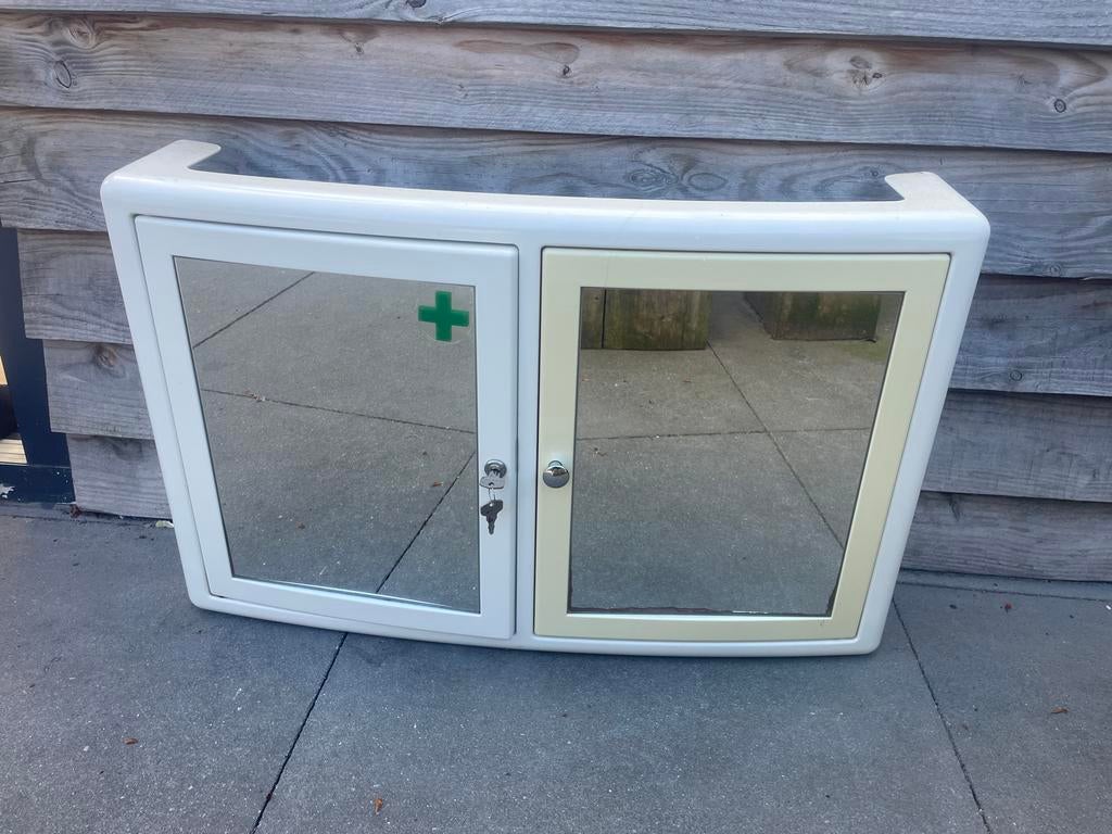 Spiegelkast met sleutels - Ideaal voor badkamer of EHBO, Ophalen, 50 tot 100 cm, Minder dan 25 cm, Minder dan 100 cm