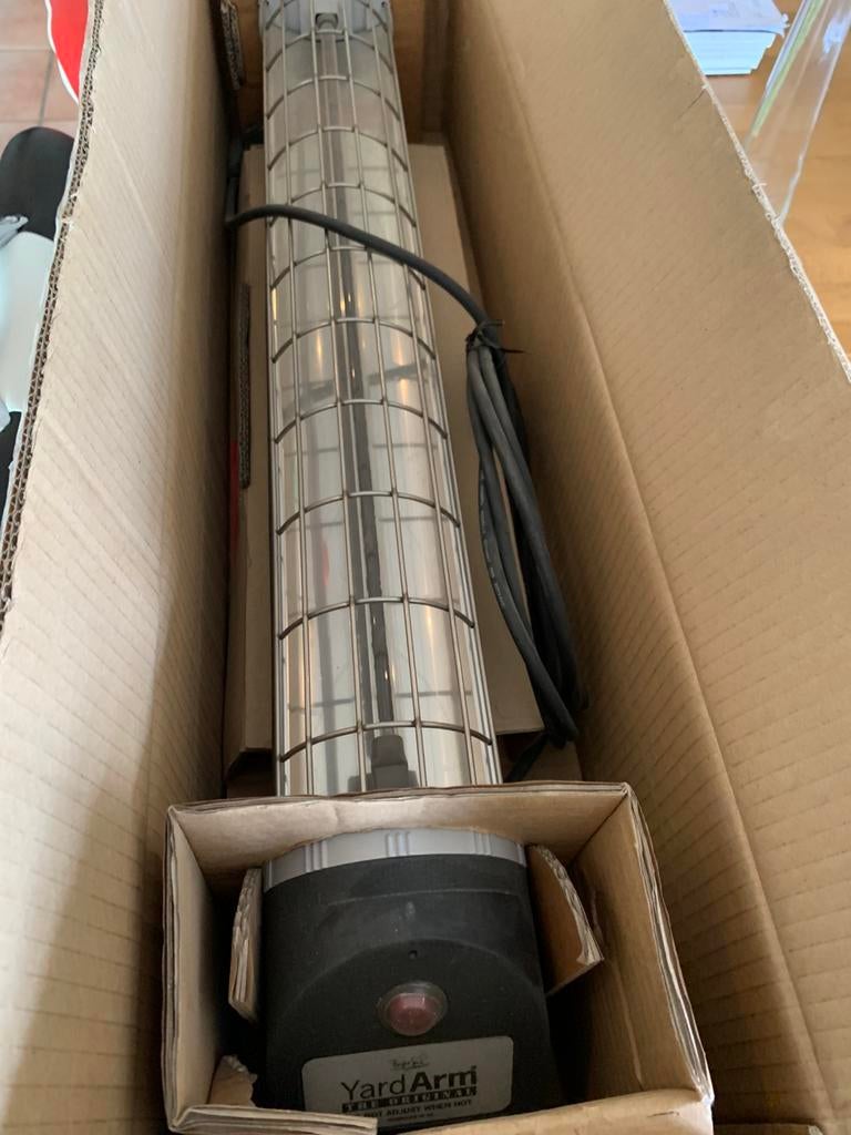 Buitenlamp/warmtelamp 73 cm L op 230v, Tuin en Terras, Ophalen of Verzenden, Nieuw, Elektrisch, Wand