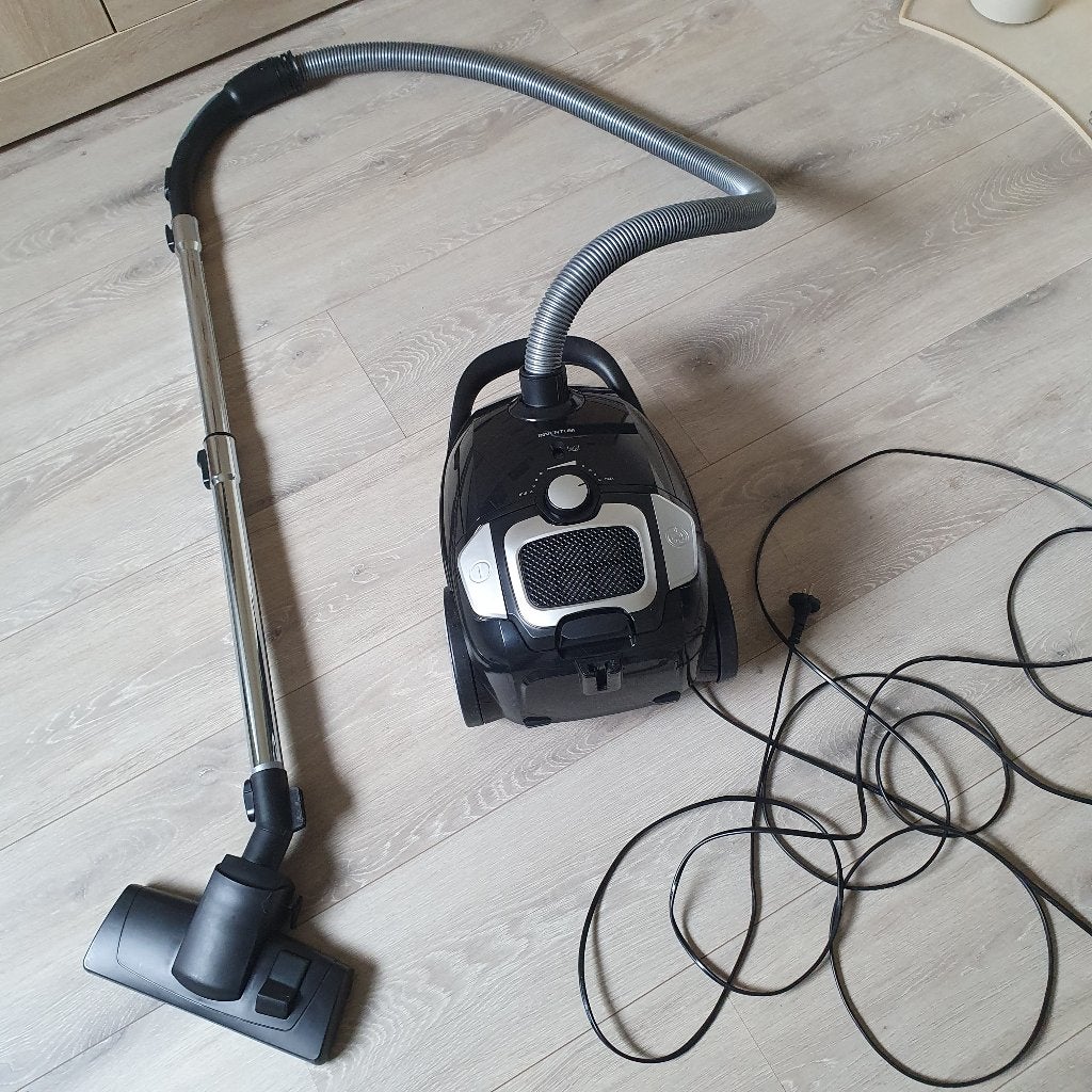 Stofzuiger, Witgoed en Apparatuur, Overige merken, Zo goed als nieuw, Stille werking, Minder dan 1200 watt