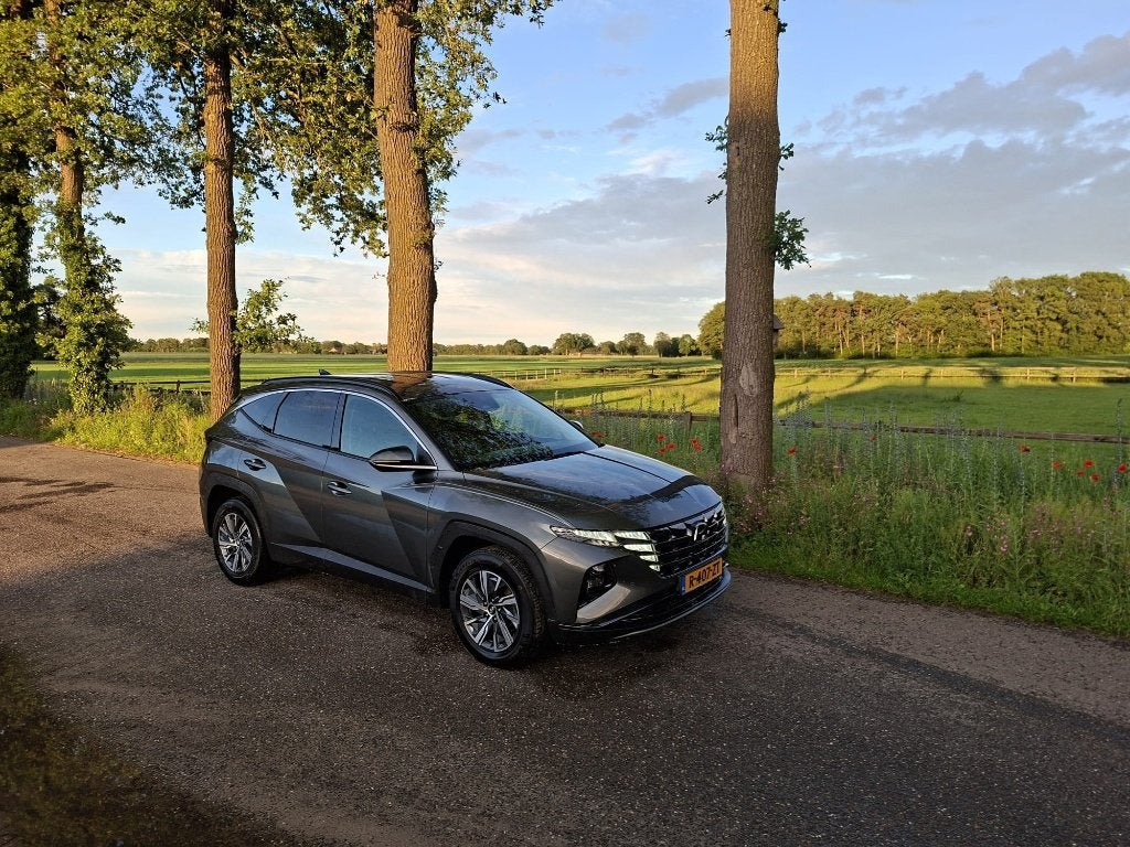 Hyundai Tucson 1.6 T-gdi HEV 230pk Aut. 2023 Grijs, Auto's, Zwart, 179 pk, 1650 kg, Origineel Nederlands