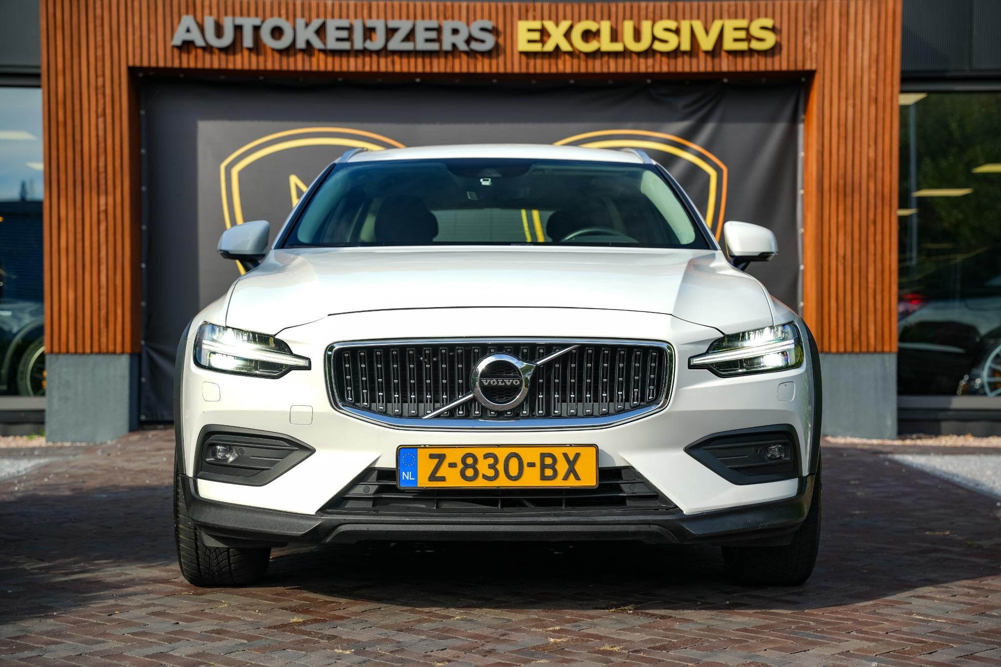 Volvo V60 Cross Country 2.0 B5 AWD Pro Adaptieve Cruise Keyl, Auto's, 15 km/l, Euro 6, 4 cilinders, 1969 cc