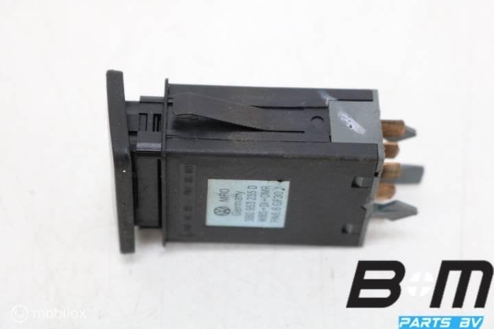 Alarmlichtschakelaar VW Golf 4 3B0953235D, Gebruikt
