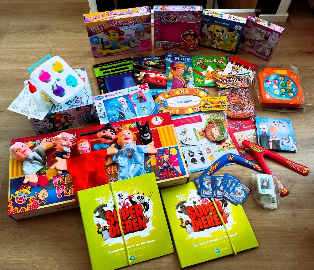 (S-05) Speelgoed mix B - Dora, Pokémon, Poppenkast.. €20, Ophalen, Gebruikt, Overige typen