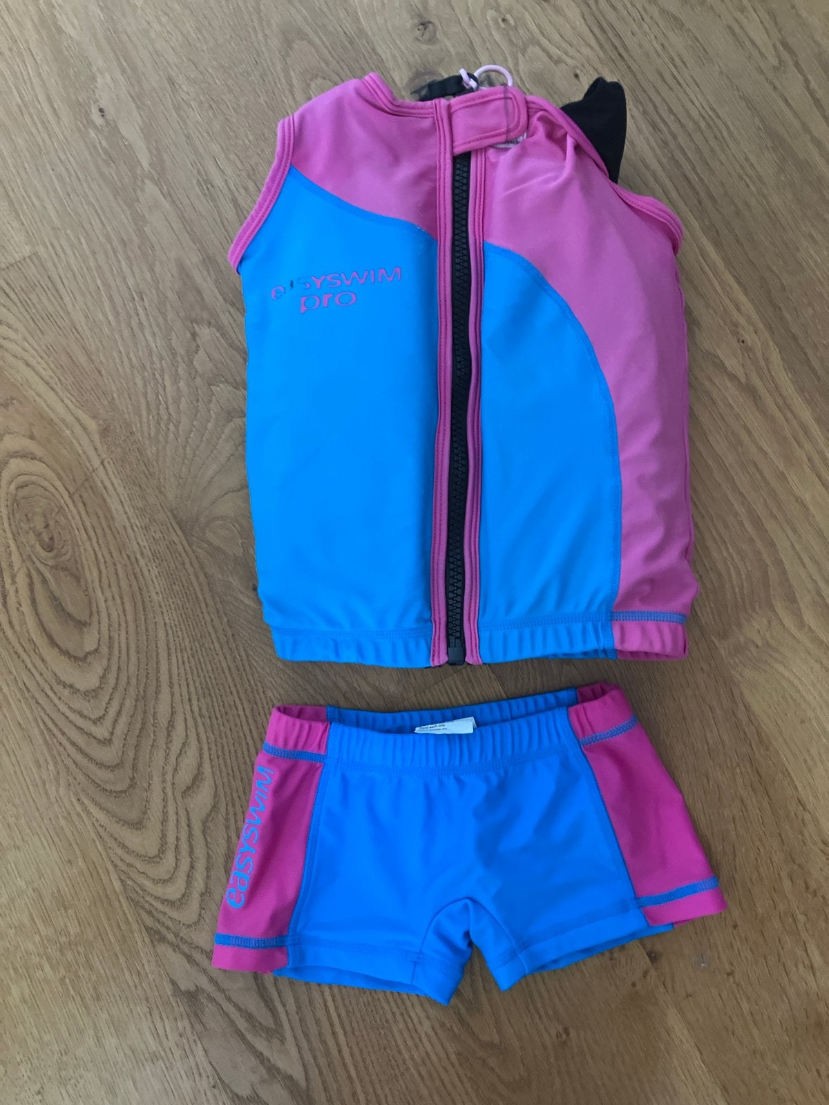 EASY SWIM Pro Zwemvest en Zwembroekje - Maat M (4-5Y), Jongetje of Meisje, Overige maten, Ophalen of Verzenden, Zo goed als nieuw