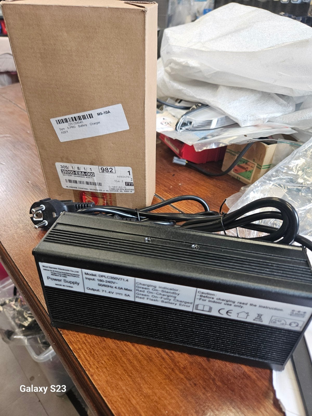 Acculader sym x pro, Ophalen of Verzenden, Nieuw, Overige typen, Overige merken