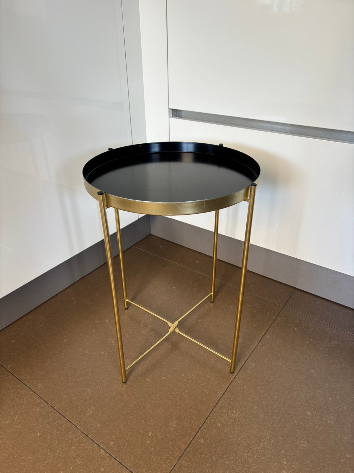 Inklapbare bijzettafel rond - zwart goud - 37,5 x 47,5 cm, Ophalen of Verzenden