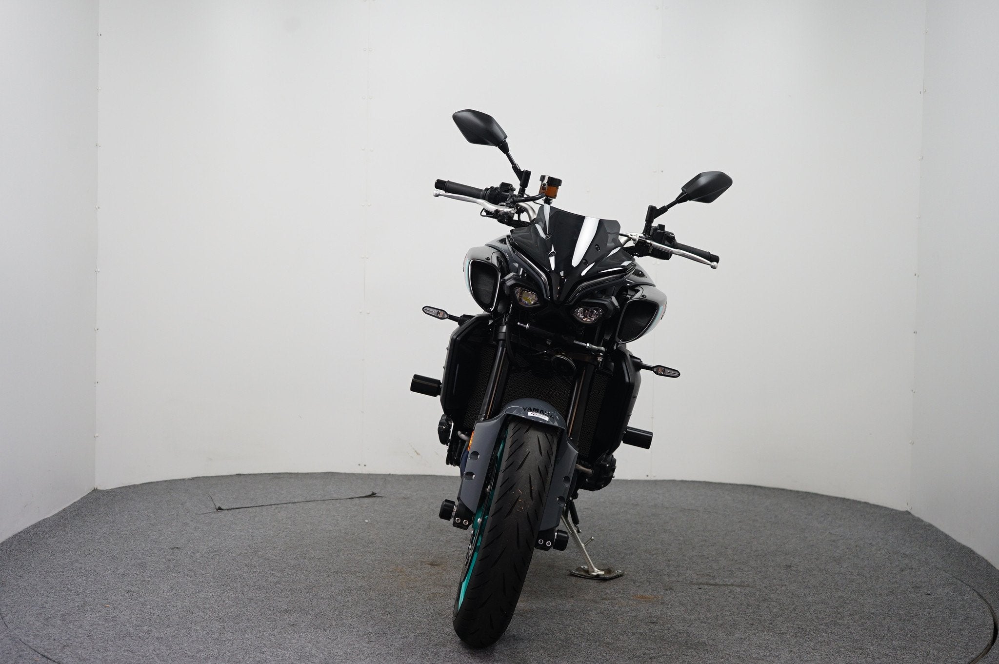 Yamaha MT 10 ABS, Meer dan 35 kW, 998 cc, Handvatverwarming, Naked bike