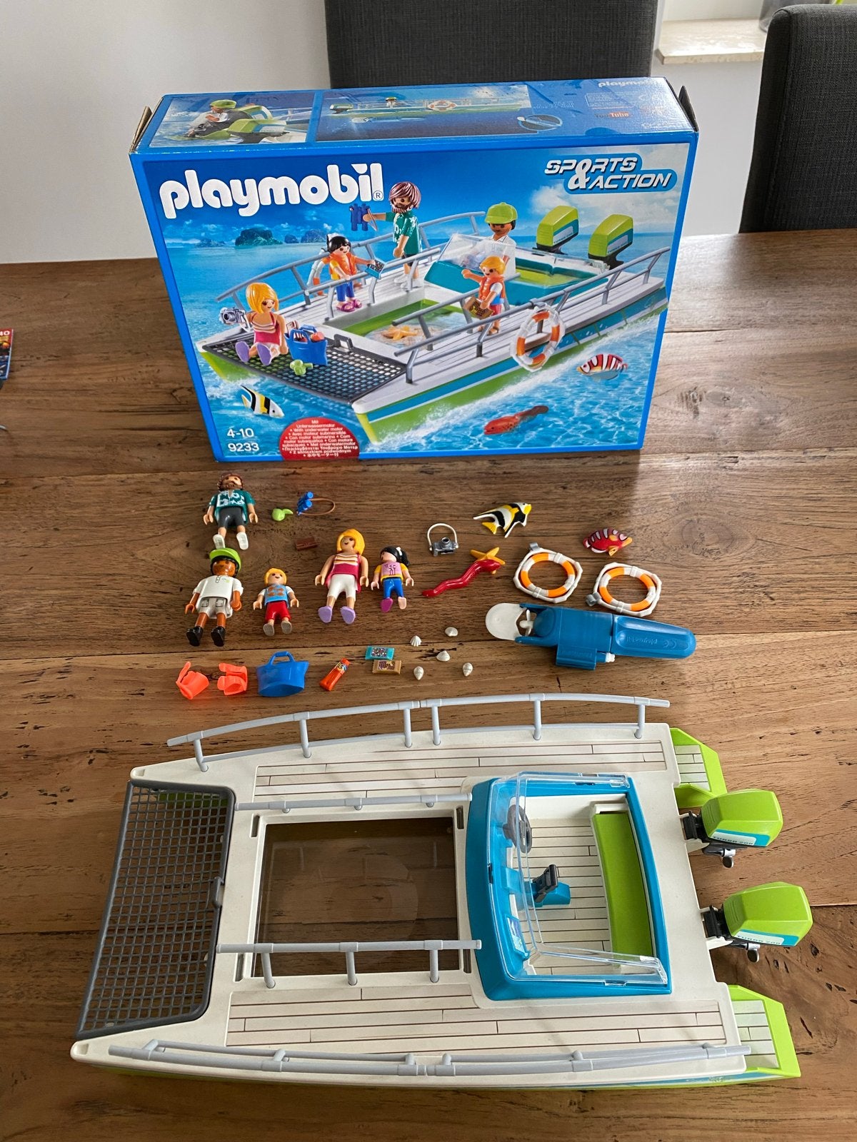 Playmobil Sports & Action Catamaran met familie (9233), Complete set, Ophalen of Verzenden, Zo goed als nieuw, Sports & action