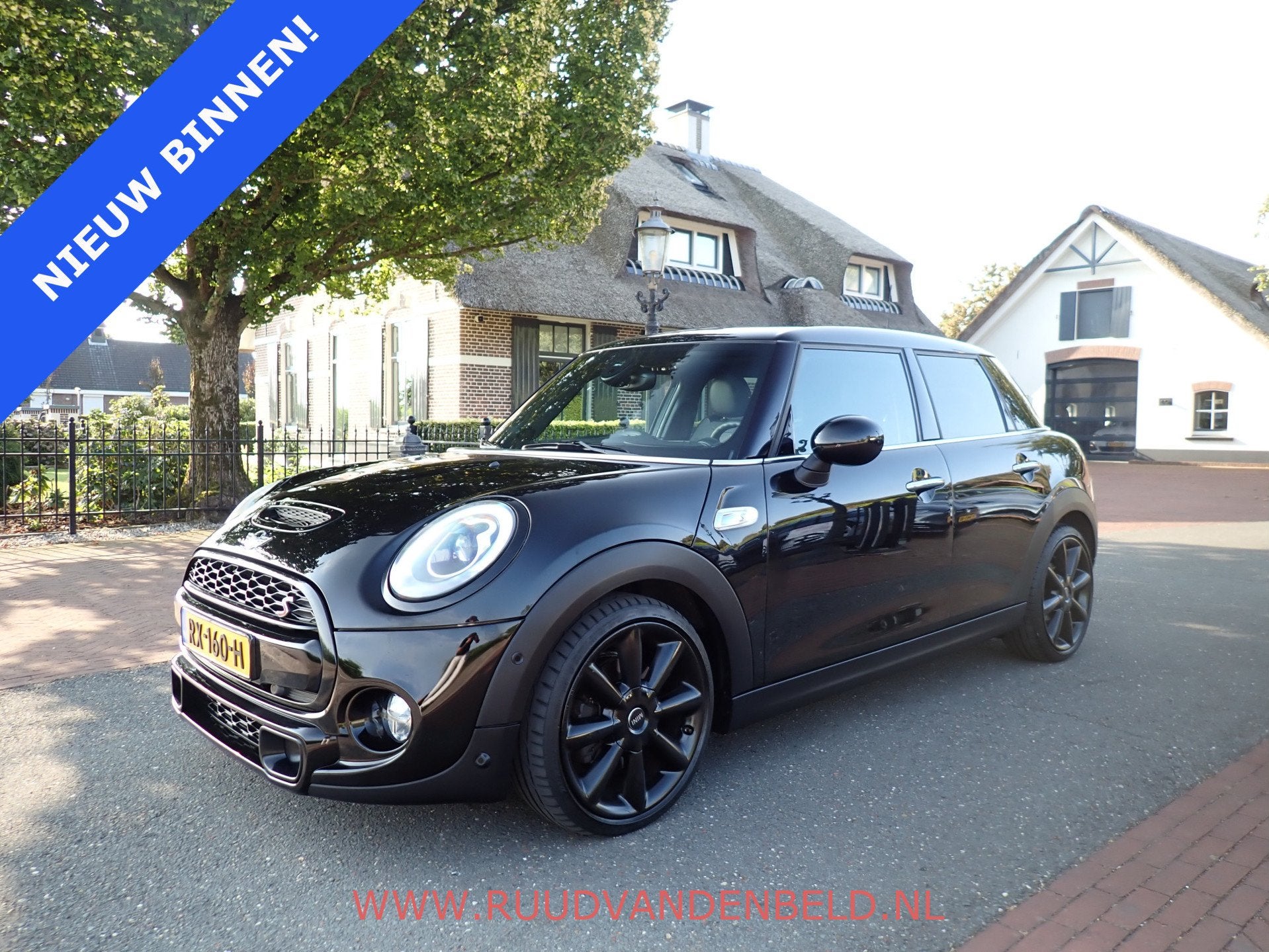 MINI 5-deurs 2.0 Cooper S Chili JCW-INTERIEUR / HEAD-UP / H&, 1998 cc, Gebruikt, Zwart, Leder