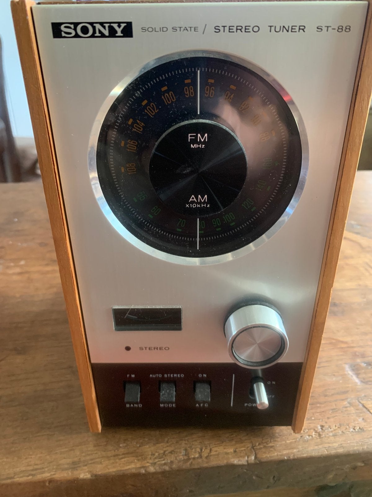 Sony stereo tuner jaren 70, Ophalen
